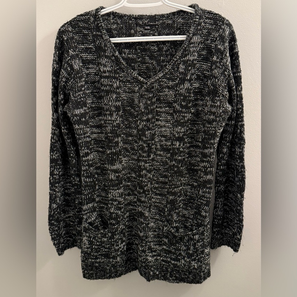 Knit Set | Women's Black and Grey Knit Sweater with Two Front Pockets - Picture 8 of 9